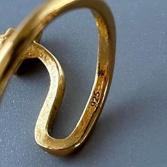 14k Gold Vermeil Star Ear Cuff - Picture 7 of 8